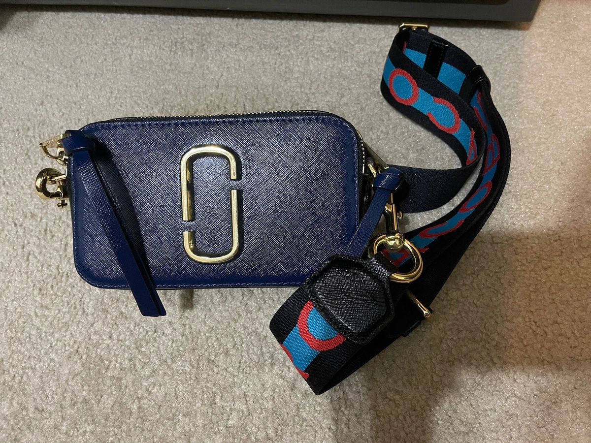 black marc jacobs camera bag