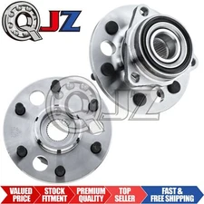 [FRONT(Qty.2)] Hub For 1992-1994 Chevrolet K2500 Suburban 4WD w/6-Lugs Pattern