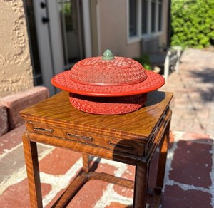 CHINESE 18th C. CINNABAR ZHADOU WITH COVER JADE FINIAL  BOX