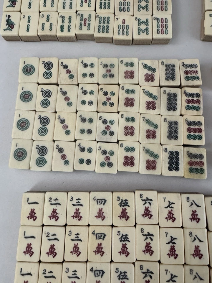 Vintage Mahjong Set 144 SOLID BAMBOO Tiles with Red Lacquer Case - Image 4 of 4