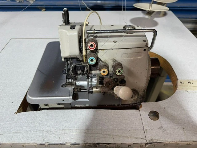 Brother Industrial 5/3 Thread Overlocker Sewing Machine MA4-B551 - Image 2 of 4