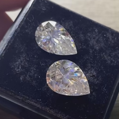 2 Pcs Natural White Color Diamond Pear Shape VVS1 D Grade Certified 9 mm