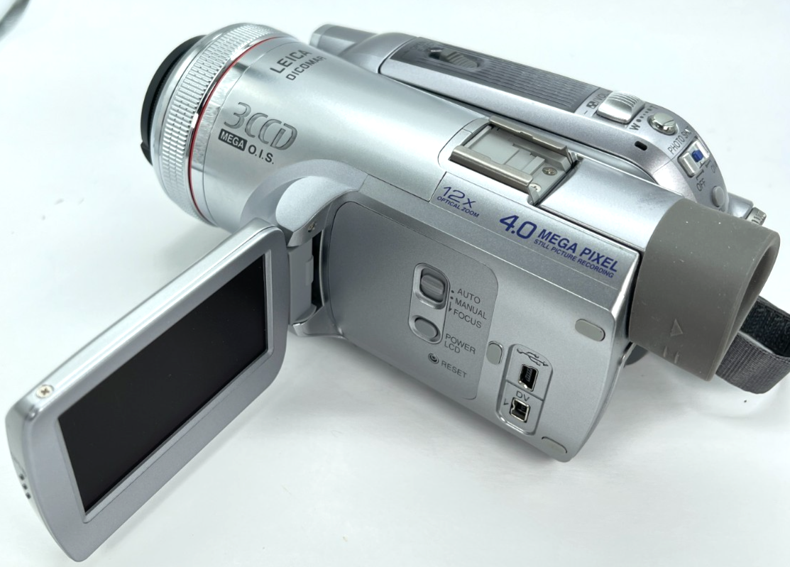 Digital Video Handheld Camcorder Panasonic PV-GS500, 4 MP, 3CCD