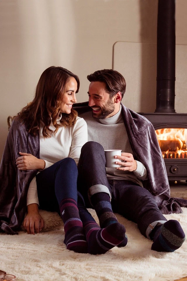 Heat Holders - Extra Soft Warm 1.7 TOG Luxury Thermal Fleece Blanket - Image 3 of 4