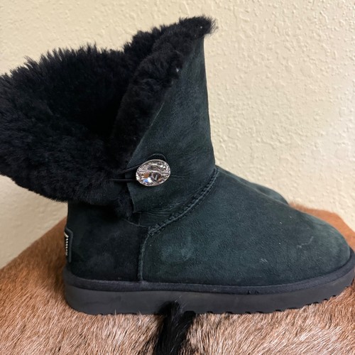 UGG Black Bailey Button Bling 9 Sheepskin Winter Boot Shearling Lined Rhinestone