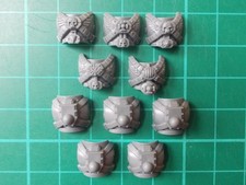 Warhammer 40K - 5 Space Marine Vanguard Veteran Torso's - 40k bits