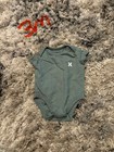 Boys Hurley bodysuit size 3 months short sleeve multicolor  — photo 1