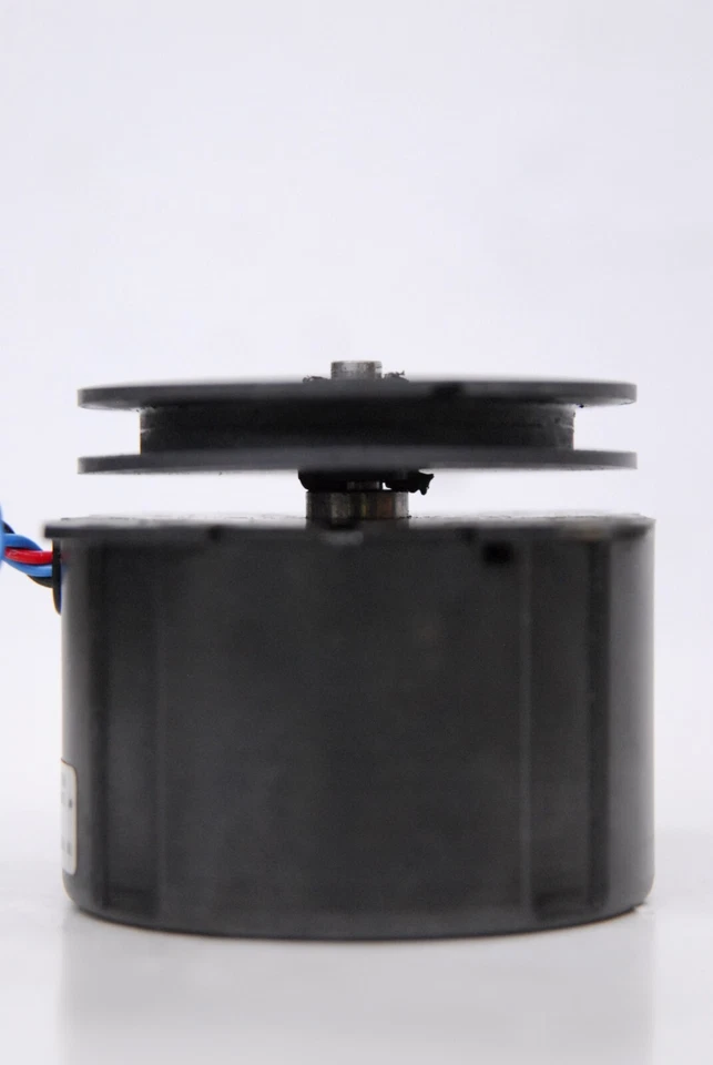 Motor síncrono de accionamiento directo Hurst RA-ET SP-3286 300 rpm/115 V/60 Hz/1,3 MFD Foto 3 de 4