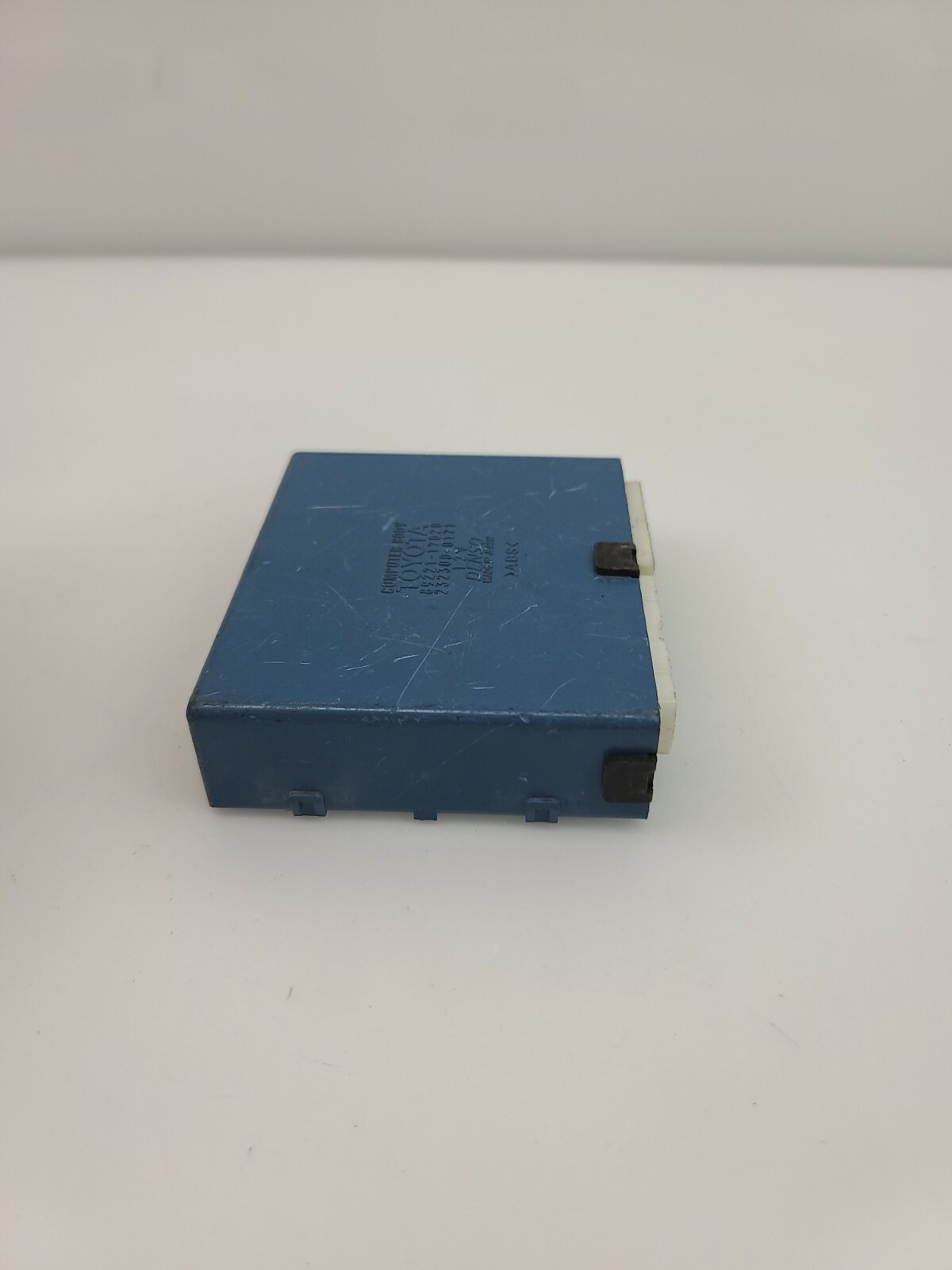 2000-2005 Toyota Mr2 Multiplex Network Body Control Module Computer 8922117020