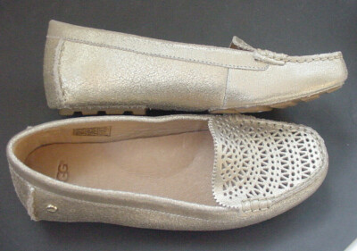 ugg clair flat