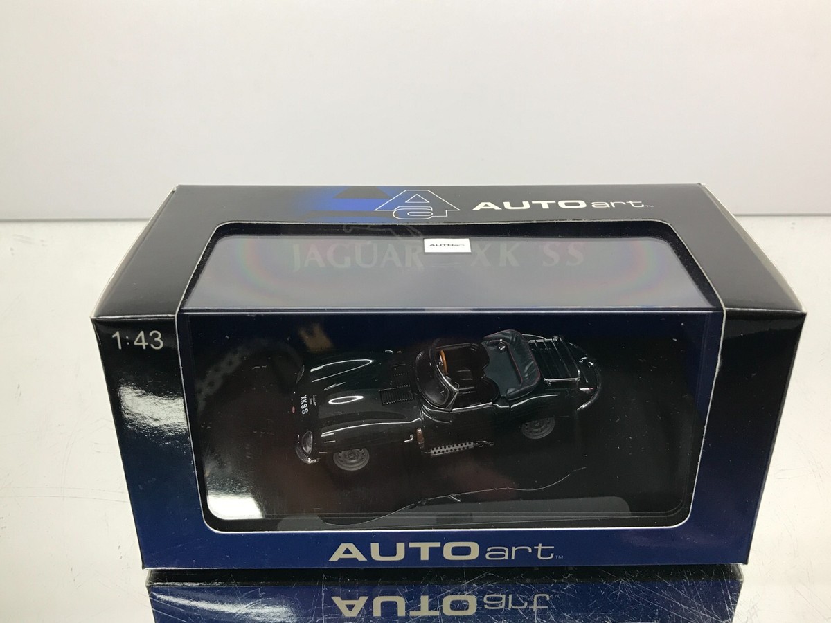 AUTOART 53752 JAGUAR XK SS 1957 -BRITISH RACING GREEN 1:43
