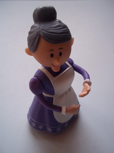 5.25" MRS. SANTA CLAUS Plastic Figure RUDOLPH Island Misfits Toys PLAYING MANTIS - Picture 14 of 16