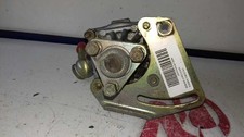Pompe direction assistée Nissan CABSTAR