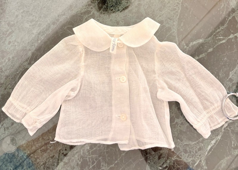 Mary Jane tagged white blouse, nice condition