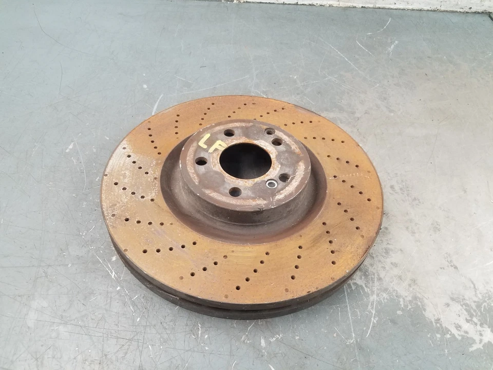 Rotores de freno delanteros Mercedes Benz AMG C 63 2010 #8001 Q6 Foto 4 de 4