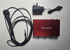 focusrite scarlett 8i6 3rd gen + behringer ultravoice XM8500 MIC