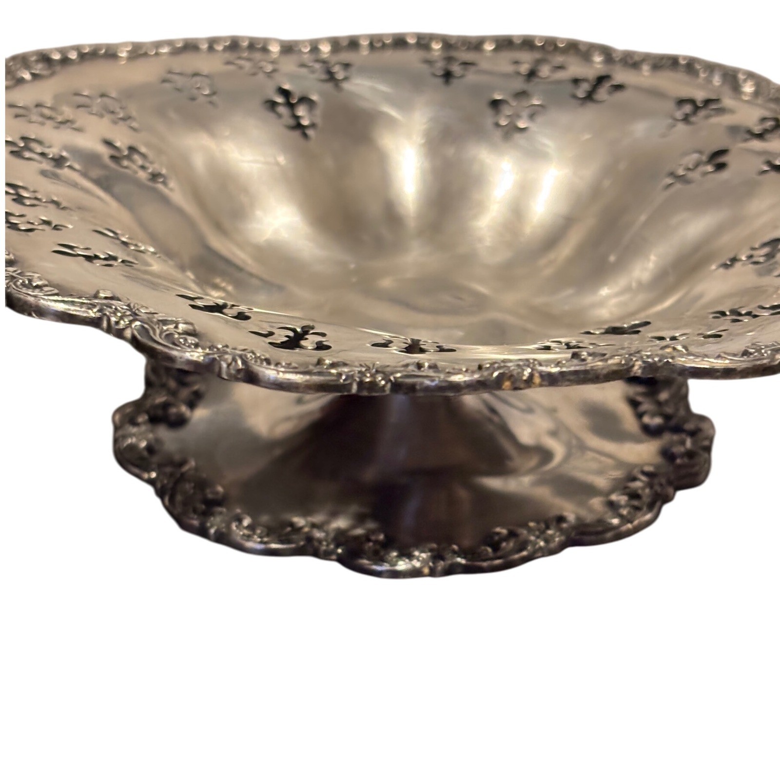 Vintage Silver Plated Footed Compote Bowl Fleur de Lis Cutout Ornate Pedestal