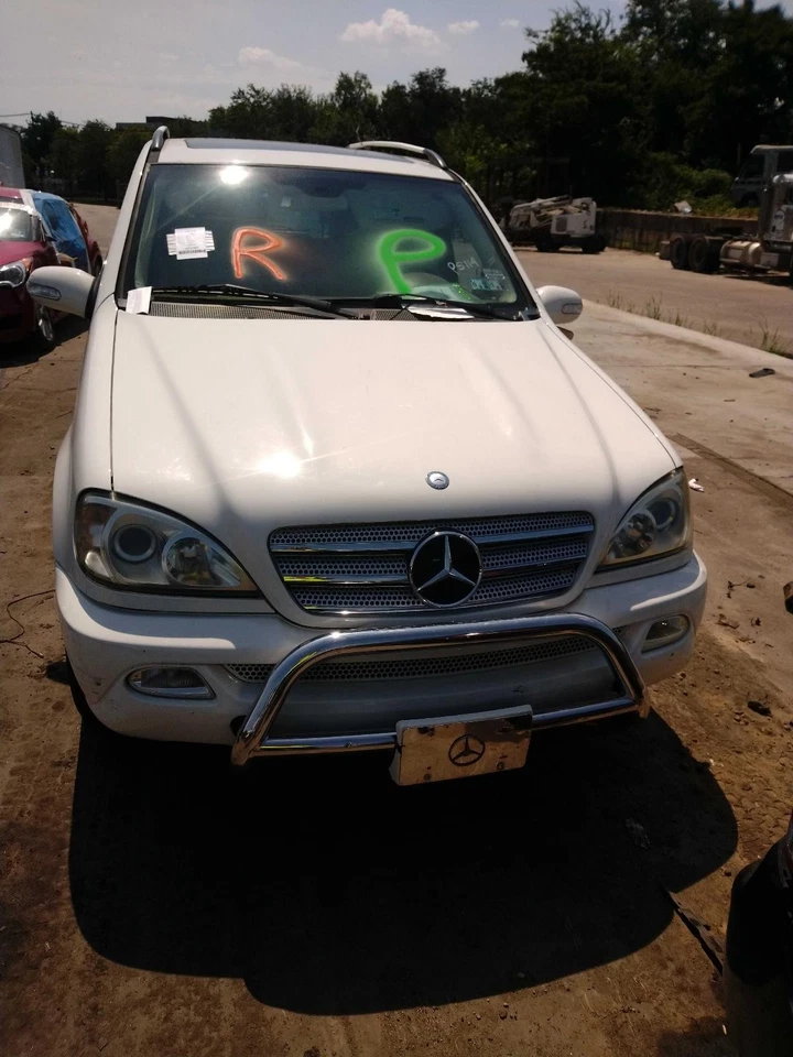 2005 Mercedes-Benz ML-Class Rear Right Door, Used, 37k Miles, OEM 473031 - Image 3 of 4