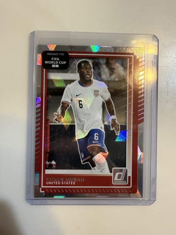 2025-26 Panini Donruss Road To FIFA World Cup - Cubic Refractor - Yunus Musah