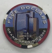Mohegan Sun Casino $5 Chip Uncasville Connecticut Grand Opening Sun Hotel 2002
