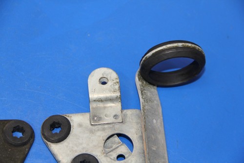 1992 90-99 DR350SE DR250SE Headlight Brackets Left Right Head Lamp Support Stay - Picture 2 of 11