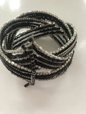 Beautiful Expandable Adjustable Black and Silver Bracelet Bangle.