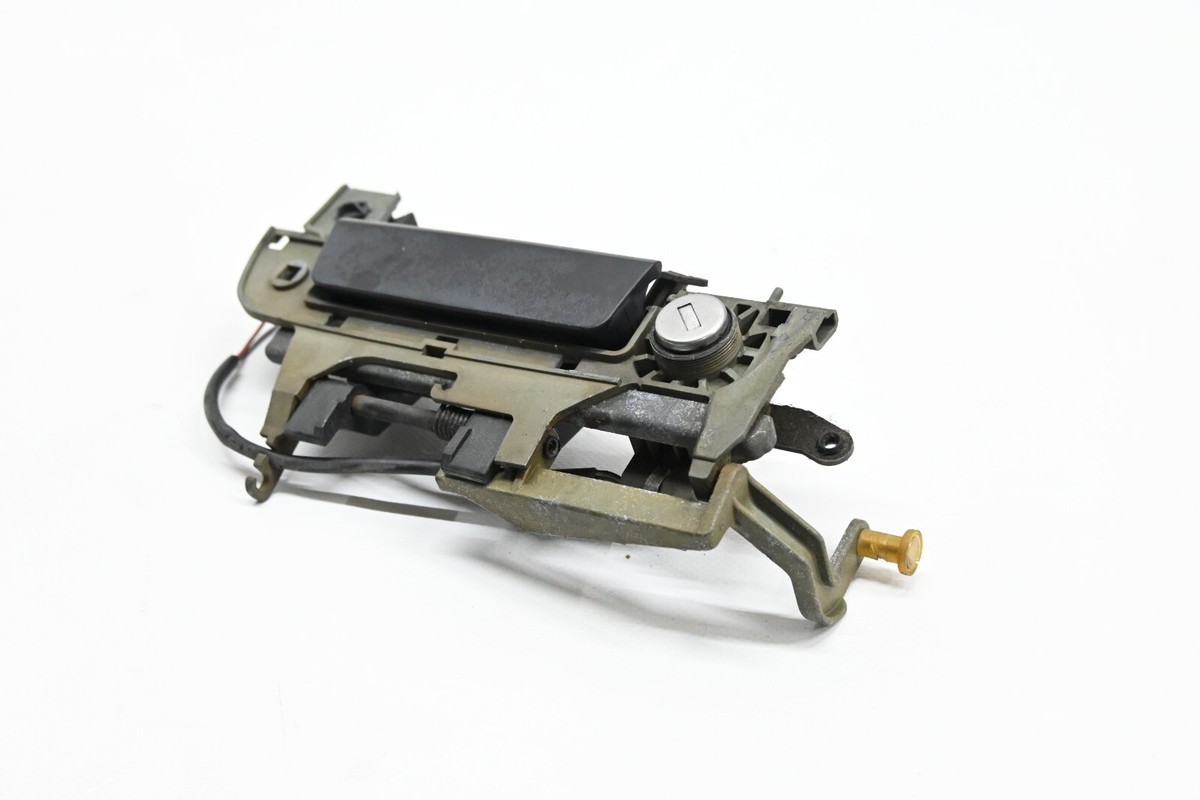 ⭐96-02 BMW E36 Z3 Front Right Side Exterior Door Grab Handle