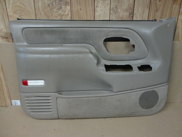 9798 Chevy Silverado Pickup Truck Driver Side Interior Door Panel Tan
