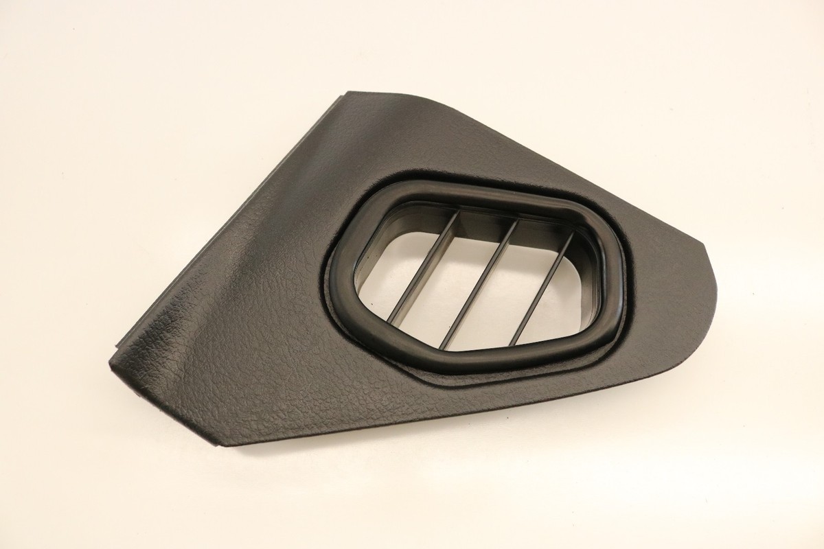 Nissan 300zx JDM RHD Side Vent Dash Trim Z32 90-96 OEM 68421 30p00