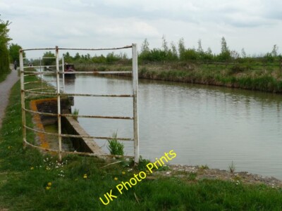 Foto 6x4 Umgehungswehr über Semington Top Lock Great Hinton auf dem Kennet c2015