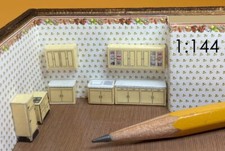 Escala 1:144 - Cocina de siete piezas amarillo almendra