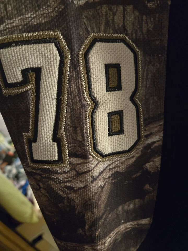 Legendary Whitetails Mens Camouflage Hockey Jersey Stitched #78 Camo Size Large - Image 3 of 4