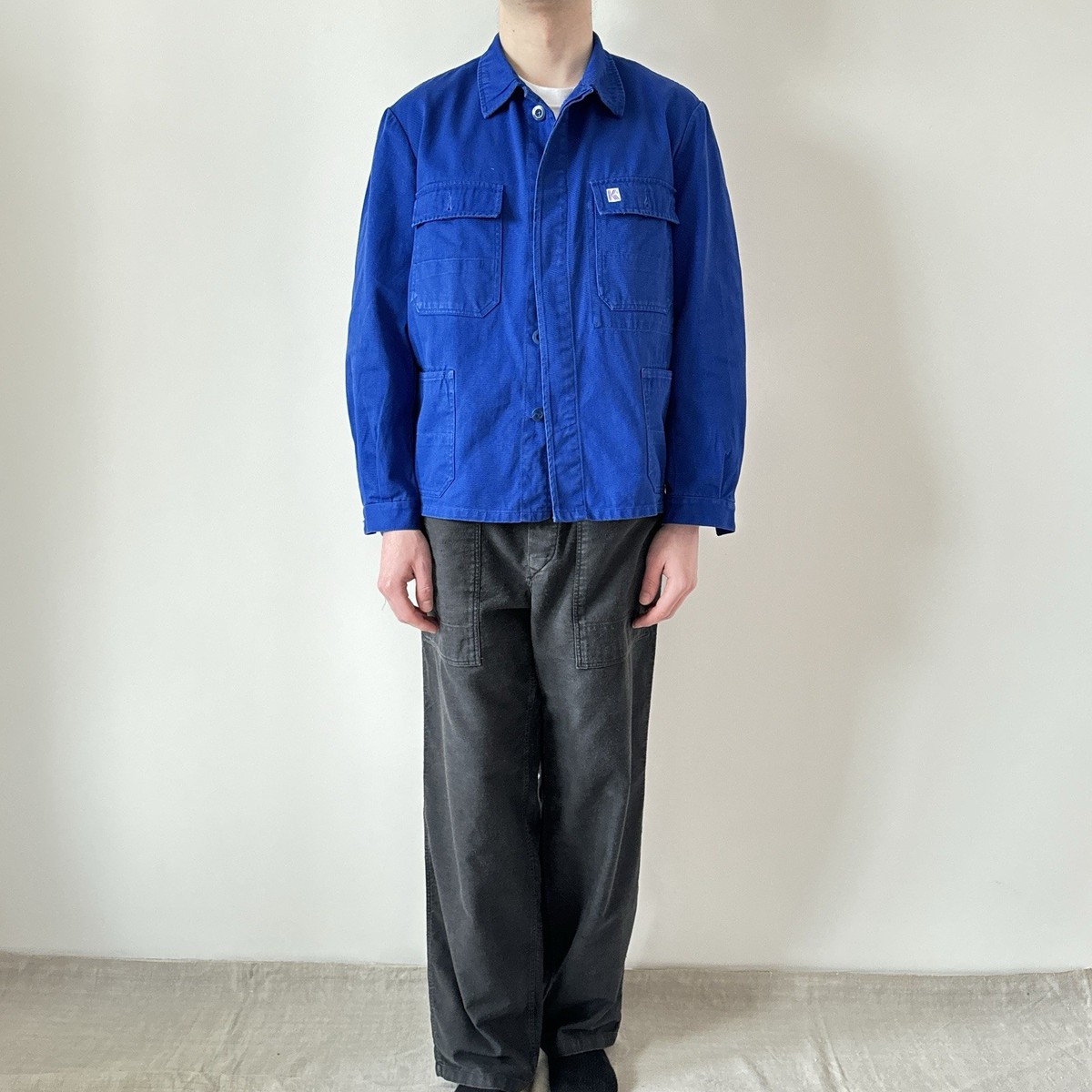 vintage French workwear worn faded royal blue sanfor work jacket