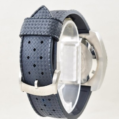 Zodiac V-Wolf ZO2304 Quartz Diver 300M Men's Watch White Dial Day