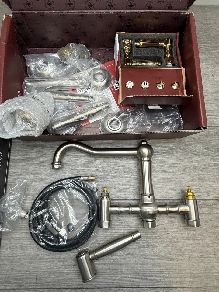 Grifo puente Rohl A1458LMWSSTN-2 1,5 GPM latón pulverizador lateral níquel satinado *LEER*** Foto 3 de 4