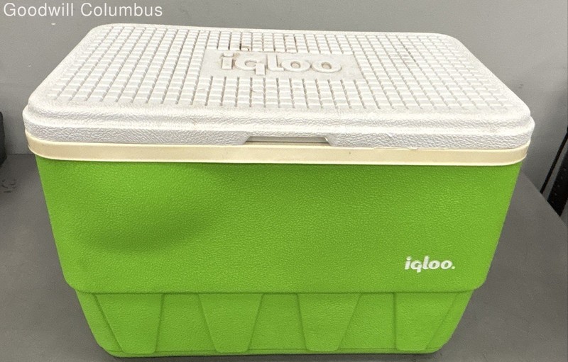 Vintage Igloo 25 QT Cooler Lime Green Ice Chest With Drain Plug & Handles