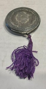 Art Deco Djer-Kiss Silverplated Compact with Powder Sifter ca. 1926