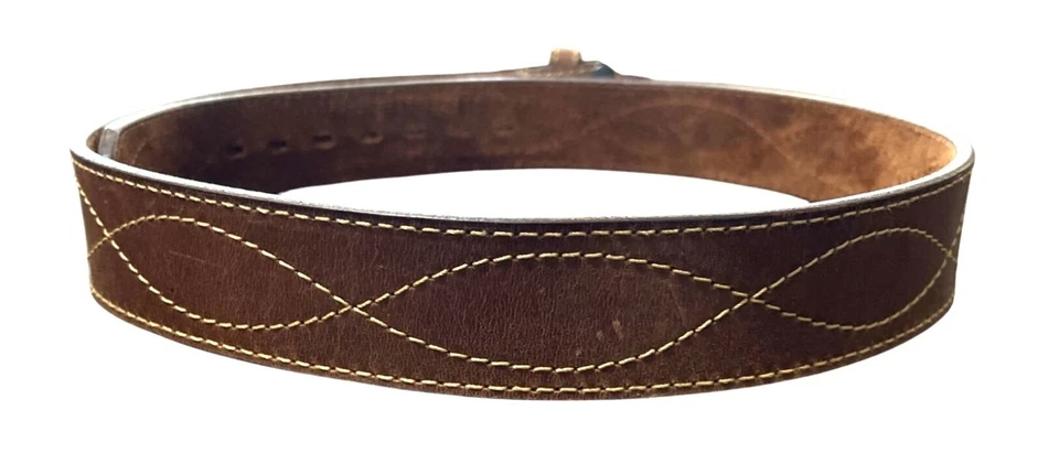 Cinturón Wrangler Cuero Genuino Marrón Con Hebilla de Metal Hecho en México Hombres Talla 34 Foto 2 de 4