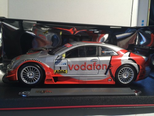 Mercedes Benz CLK DTM 2002 Schneider Maisto GT Racing 38649/0 1/18 scale - Imagen 4 de 12