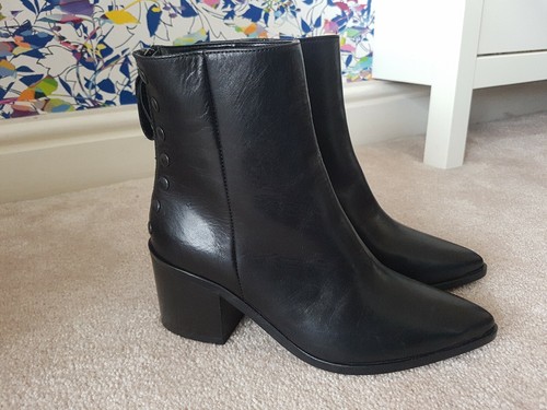 Carvela Kurt Geiger Black Leather Stud 