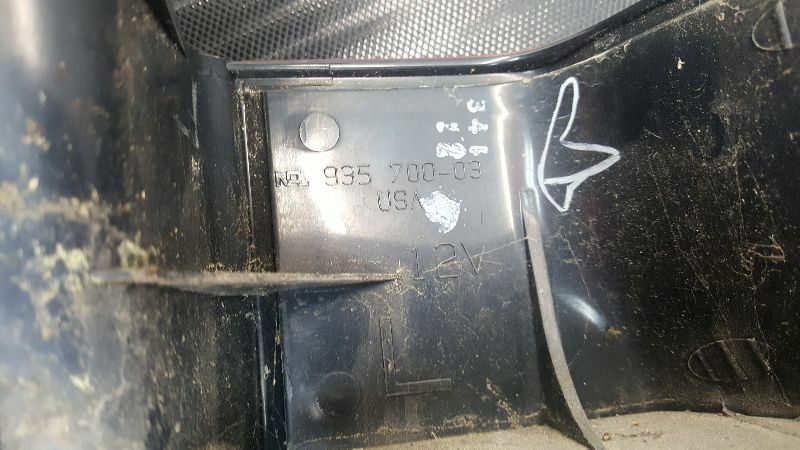 ☆ヤマ☆ Genuine OEM Nissan 26555-ZX00B Driver Side Tail Light Combo