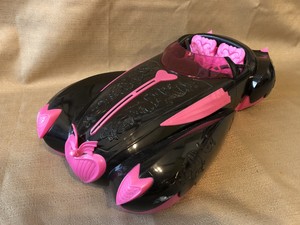 draculaura car