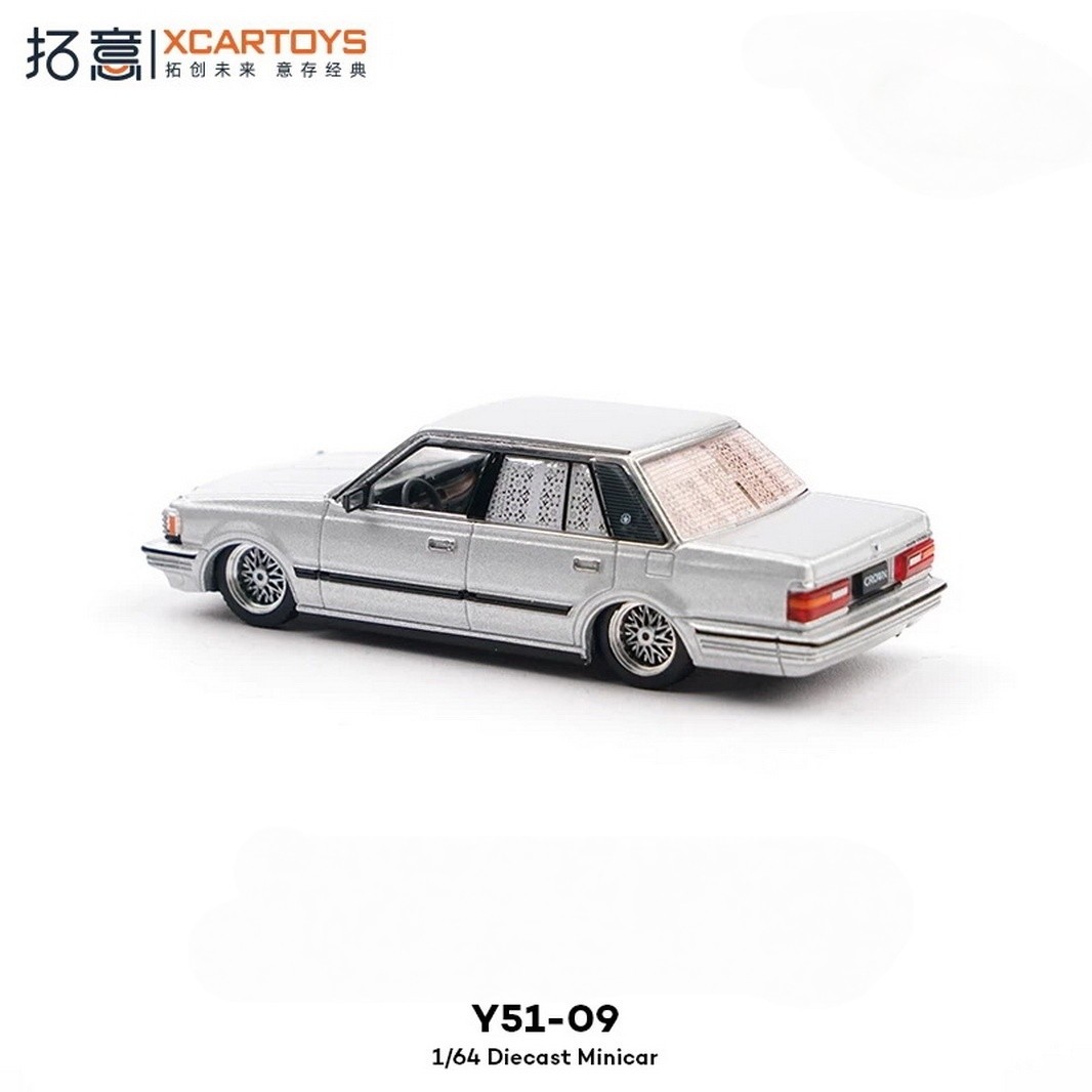 XCARTOYS 1/64 Scale Toyota CROWN Gen.7 CUSTOM Diecast Car Model