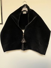 Mantella - coprispalla nero Radà in velluto; 80% cotone, 20% viscosa