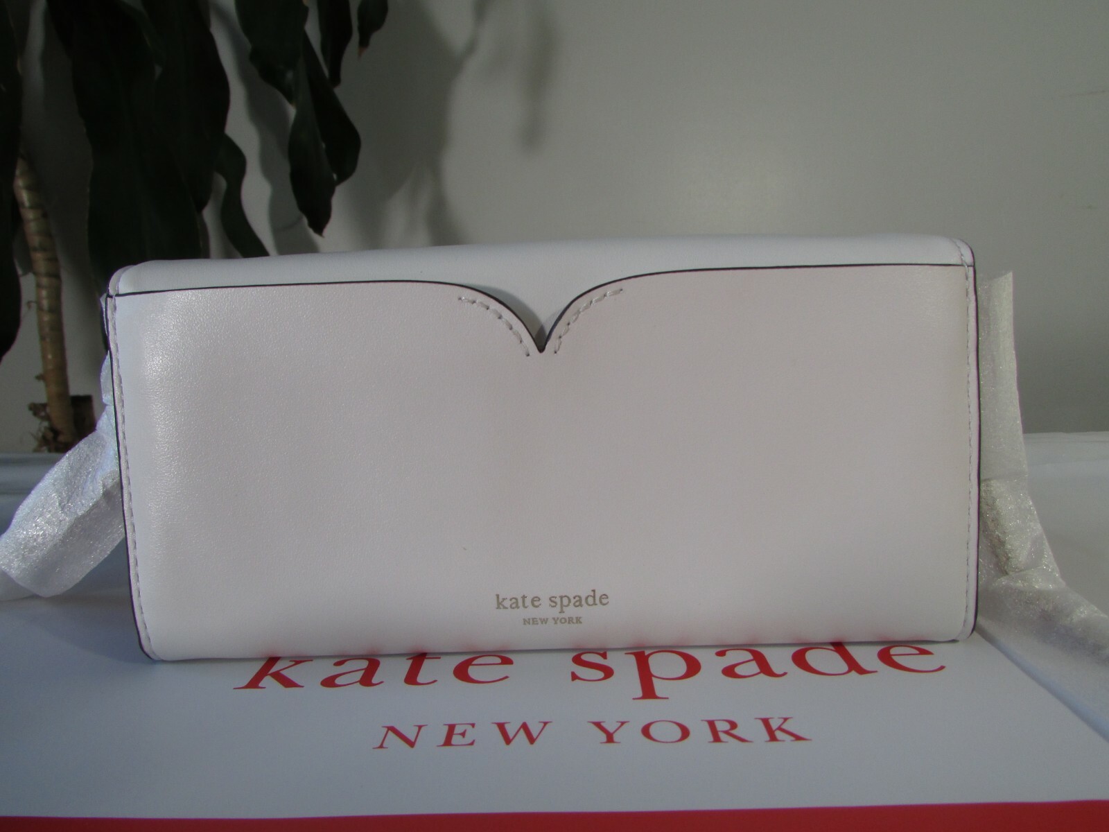 NWT Kate Spade Smooth Italian Leather lula Crossbody Wallet Optic white