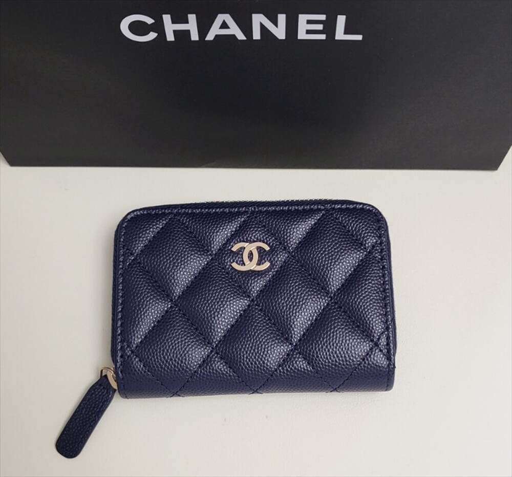 ●Chanel Wallet Card Case Coin  Holder Black Caviar Skin Coco Mark Cc