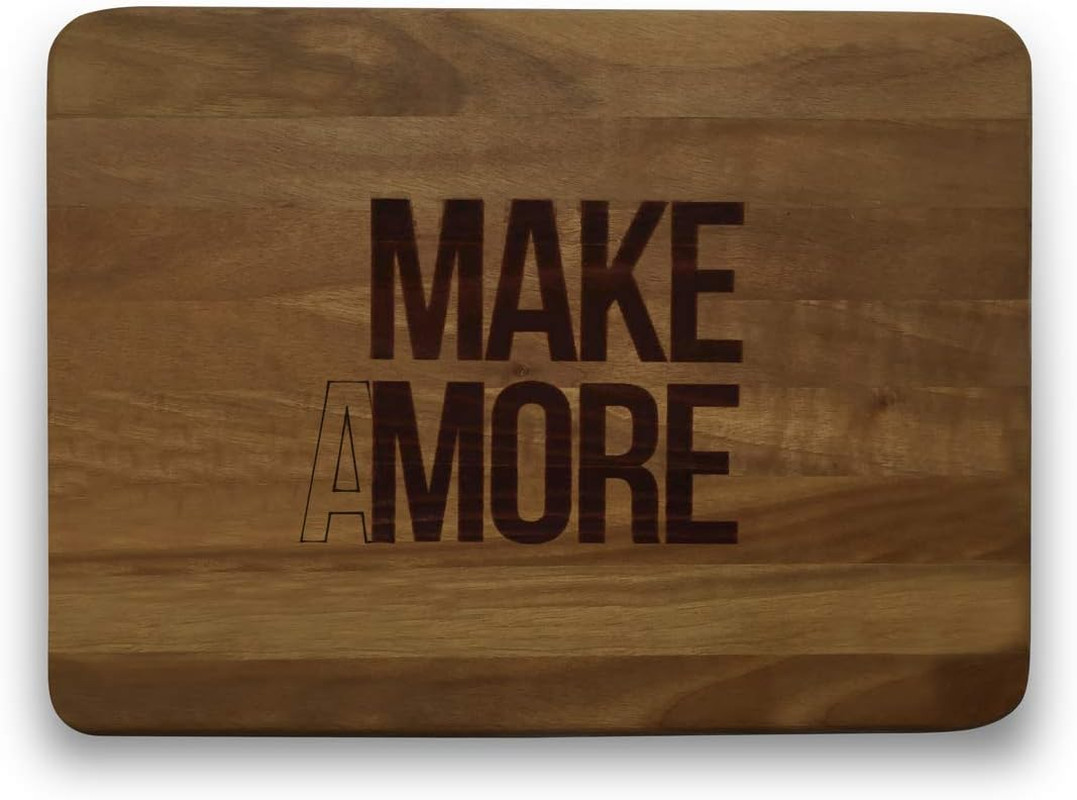 Tagliere Eco Noce Make: Sostenibilità e Design Naturale
