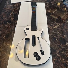 Nintendo Wii Guitar Hero Gibson Les Paul Red Octane 95125-805 White