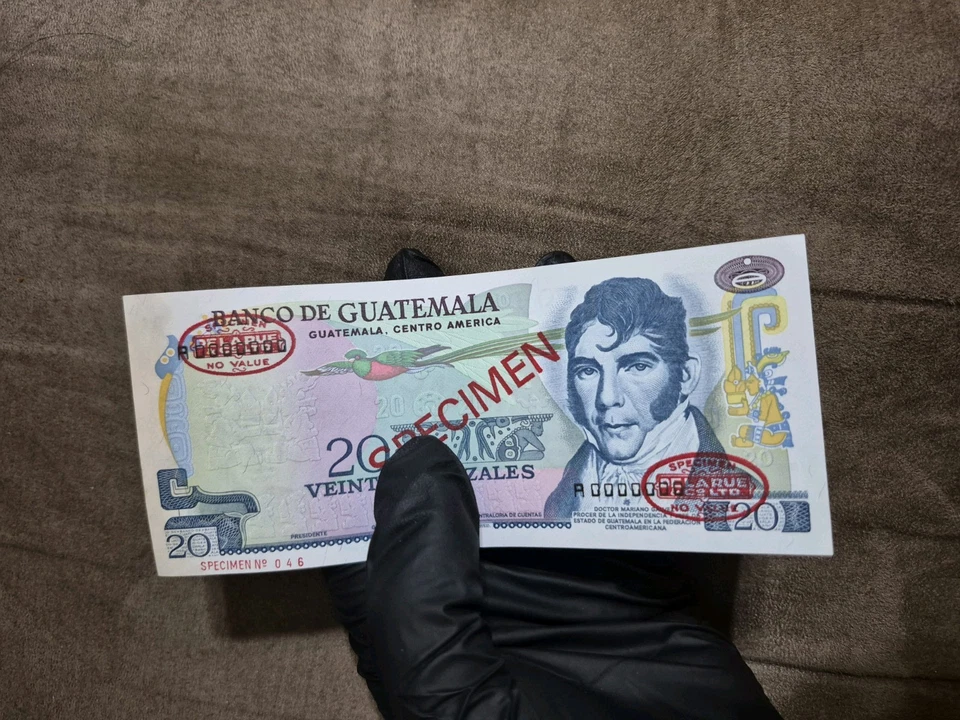 Guatemala Q.20 Quetzales ND (1972-88) P62s nota espécime - Imagem 2 de 4