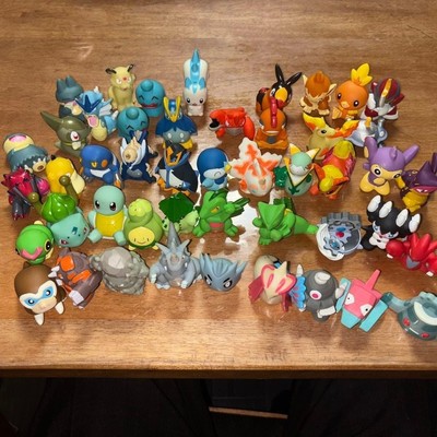 Pokemon Mini Figuren Lot 50 Set Verkauf Squirtle Bulbasaur Piplup Torchic etc.